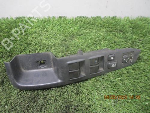 Used Left front window switch Left front window switch PEUGEOT 4007 (VU_, VV_) 2.2 HDi (156 hp) 27084915 27084915