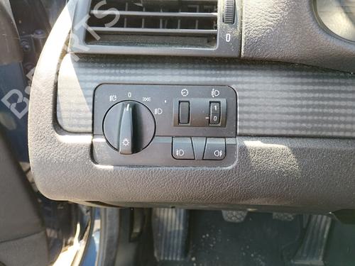 Used Headlight switch BMW 3 Coupe (E46) 318 Ci (143 hp) 27368912
