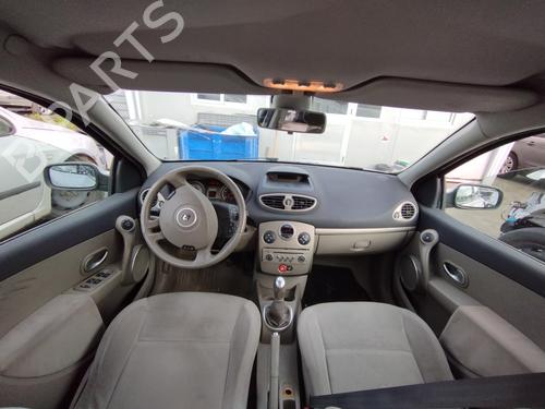 Middle console RENAULT CLIO III (BR0/1, CR0/1) 1.2 16V (BR0P, CR0P) | BP31133239I22 