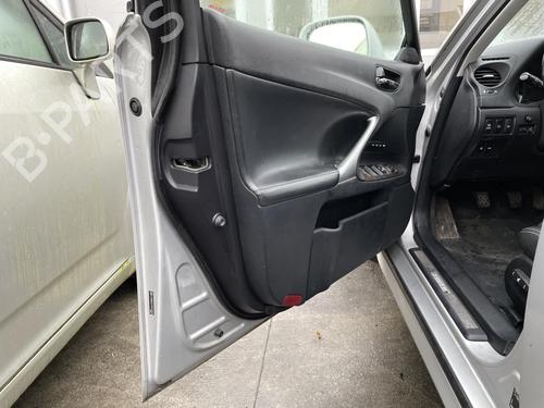 Used Left front door Left front door 27062757 27062757
