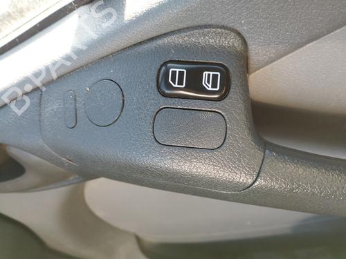 Interrupteur de vitre avant droite MERCEDES-BENZ SPRINTER 4-t Van (B904) 416 CDI 4x4 (156 hp) 27041600