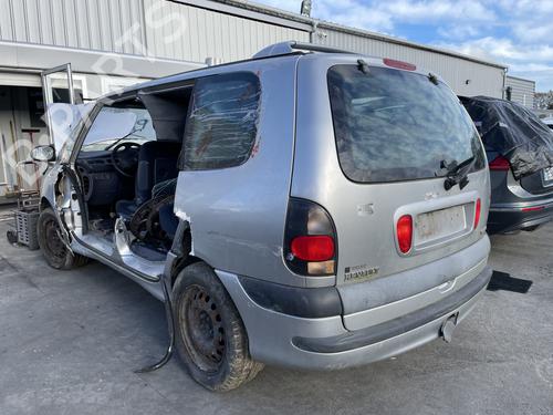 Used Left taillight RENAULT ESPACE III (JE0_) 2.2 dCi (JE0K) (130 hp) 30462013