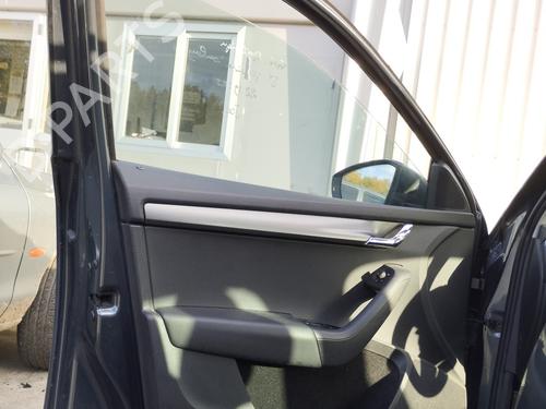 Used Front left door window SKODA OCTAVIA III Combi (5E5, 5E6) 2.0 TDI (150 hp) 30174874