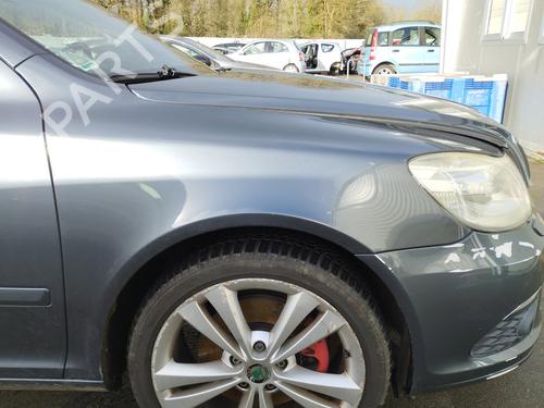 Etrier avant droit SKODA OCTAVIA II (1Z3) 2.0 TDI RS (170 hp) 31974347