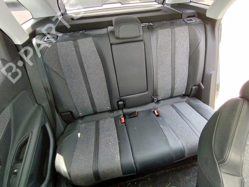 Sæde Bagtil Sæde Bagtil PEUGEOT 3008 II SUV (MC_, MR_, MJ_, M4_) 1.2 THP/ PureTech 130 (MRHNSM, MRHNSU, MRHNSJ, MRHNYW,... (131 hp) 34410661 34410661