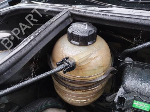 Ekspansjonstank PEUGEOT 206 Hatchback (2A/C) 1.4 i (75 hp) 30753008