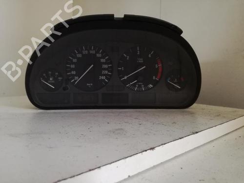 Used Instrument cluster BMW 5 Touring (E39) 525 d (163 hp) 27086111