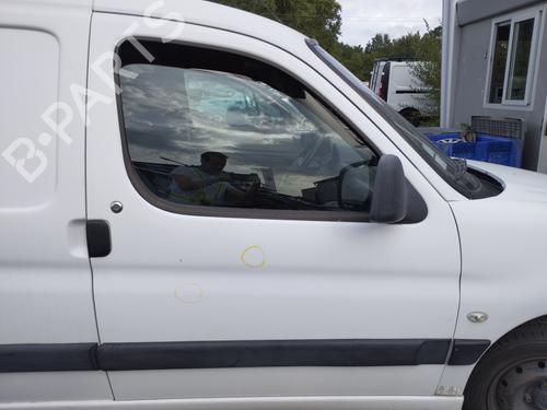 front-right-exterior-door-handle-peugeot-partner-mpv-5_-g_-1996-27547594 main image