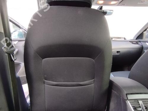 Used Left front seat Left front seat SKODA OCTAVIA III Combi (5E5, 5E6) 2.0 TDI (150 hp) 30174913 30174913