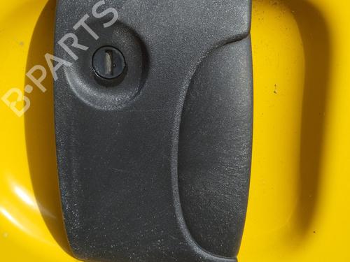 Højre bagtil udvendigt håndtag RENAULT KANGOO Express (FC0/1_) 1.5 dCi (FC07, FC1R) 8200095965