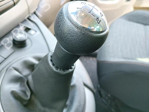 Used Shift knob Shift knob CITROËN BERLINGO MULTISPACE (B9) 1.6 BlueHDi 100 (99 hp) 32697024 32697024