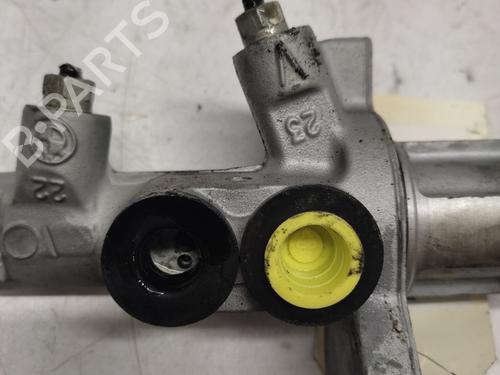 Used Brake master cylinder Brake master cylinder BMW 1 (E87) 118 d (143 hp) 34627824 34627824