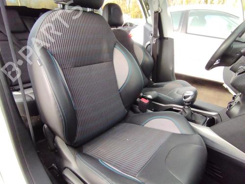 Sæde højre fortil PEUGEOT 2008 I (CU_) 1.2 THP 130 / PureTech 130 (130 hp) 32173264