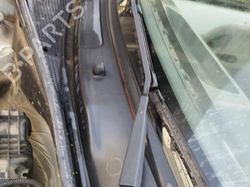 Used Front windshield wiper arm RENAULT KANGOO Express (FC0/1_) 1.5 dCi (FC07, FC1R) (65 hp) 27065153