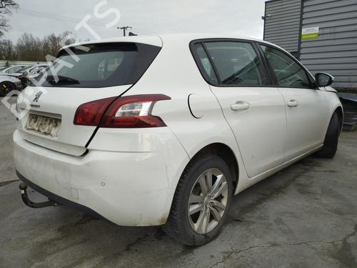 Middle console PEUGEOT 308 II (LB_, LP_, LW_, LH_, L3_) 1.6 BlueHDi 120 | BP31950721I22 