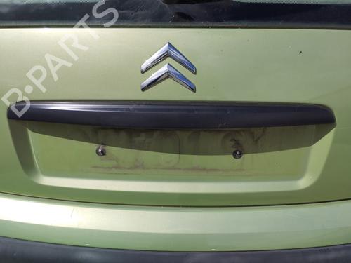 Used Tailgate handle CITROËN C3 I (FC_, FN_) 1.4 i (73 hp) 28495873