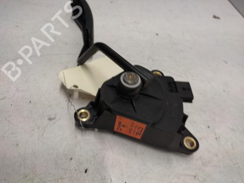 Used Pedal Pedal RENAULT SCÉNIC II (JM0/1_) 1.6 (JM0C, JM0J, JM1B) (113 hp) 36679874 36679874