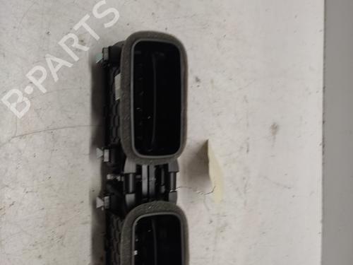 Used Air vent Air vent CITROËN C3 III (SX) 1.2 PureTech 82 (83 hp) 33237542 33237542