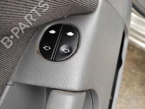 Used Left front window switch FORD FIESTA V (JH_, JD_) 1.4 TDCi (68 hp) 27067449