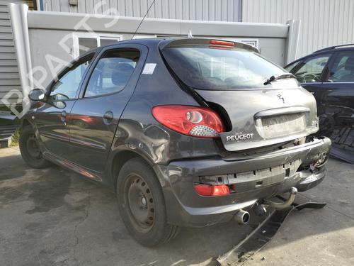 Dashboard PEUGEOT 206+ (2L_, 2M_) 1.4 i | BP28600522C46 - Image 8
