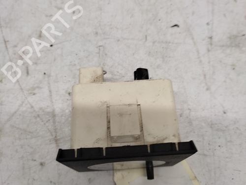 Used Display monitor Display monitor RENAULT CLIO I (B/C57_, 5/357_) 1.9 D (B/C/S576, B/C/S57L) (64 hp) 32120024 32120024
