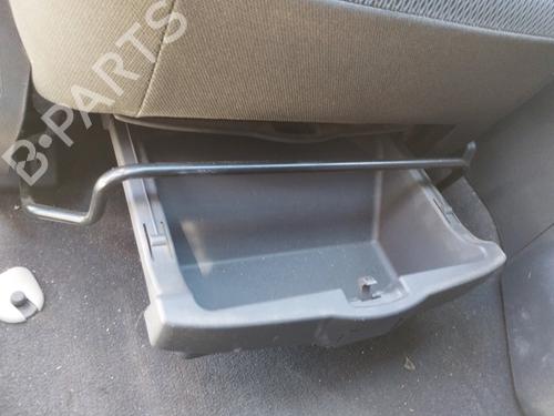 Used Right front seat Right front seat 39551167 39551167