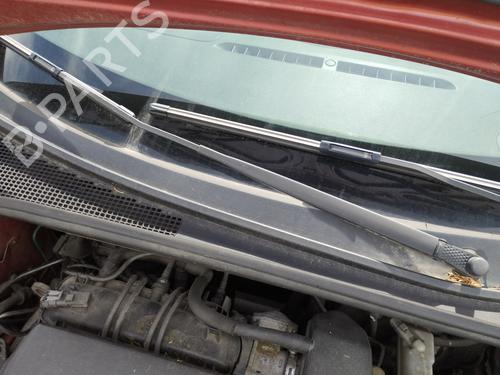 Vindrute viskerarm RENAULT CLIO III (BR0/1, CR0/1) 1.2 16V (BR02, BR0J, BR11, CR02, CR0J, CR11) (75 hp) 28545842