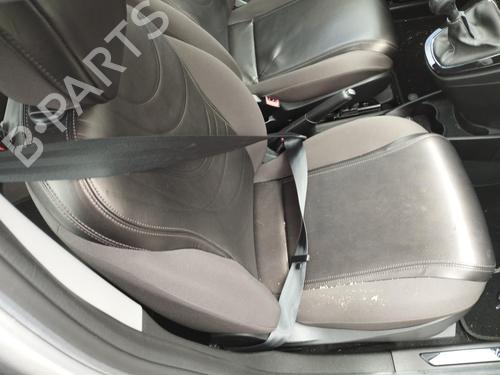Used Seat buckle LANCIA YPSILON (312_) 0.9 TwinAir (312.PXG11, 312.PXG1A, 312.YXG11, 312.YXG1A) (86 hp) 27065887