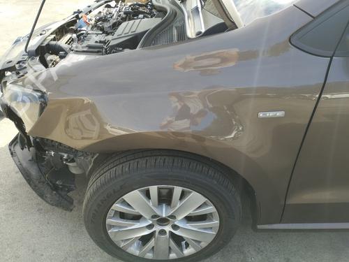 Fusee links voor Fusee links voor VW POLO V (6R1, 6C1) 1.6 TDI (90 hp) 39891613 39891613