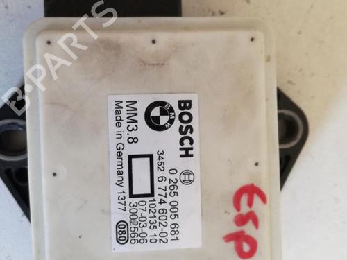 Used Fuse box Fuse box BMW 5 Touring (E61) 525 d (177 hp) 27056782 27056782