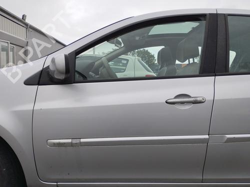 Used Left front door RENAULT CLIO III (BR0/1, CR0/1) 1.5 dCi (BR0H, CR0H, CR1S, BR1S) (106 hp) 29736891