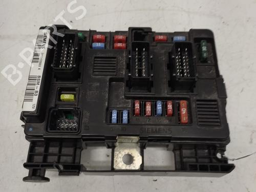 fuse-box-peugeot-partner-mpv-5_-g_-1996-32095865 main image