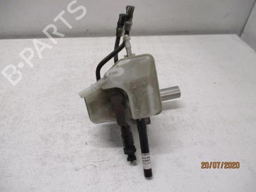 Used Brake master cylinder Brake master cylinder PEUGEOT 308 II (LB_, LP_, LW_, LH_, L3_) 1.6 HDi / BlueHDi 115 (115 hp) 27085648 27085648
