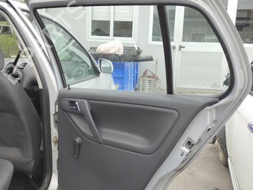 Used Rear right lock VW POLO (6N2) 1.4 (60 hp) 27049226