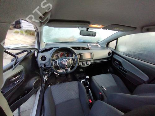 Selector da caixa TOYOTA YARIS (_P13_) 1.0 (KSP130_, KSP130) (69 hp) 31216462