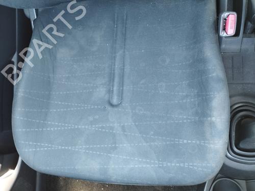 Right front seat TOYOTA YARIS (_P9_) 1.3 VVT-i (SCP90_, SCP90R) | BP27366964C16 