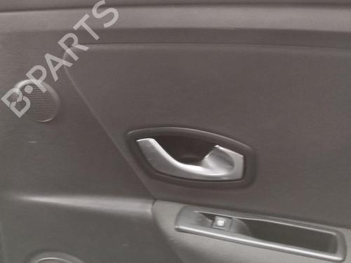 Højre bagtil invendig håndtag RENAULT MEGANE III Hatchback (BZ0/1_, B3_) 1.9 dCi (BZ0N, BZ0J) (131 hp) 27089640