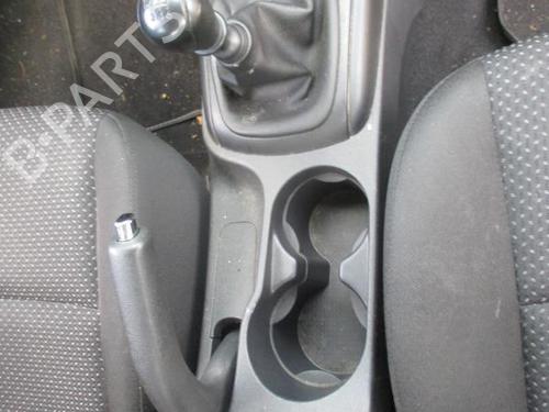 Console central HYUNDAI i30 (FD) 1.6 CRDi (90 hp) 27047606