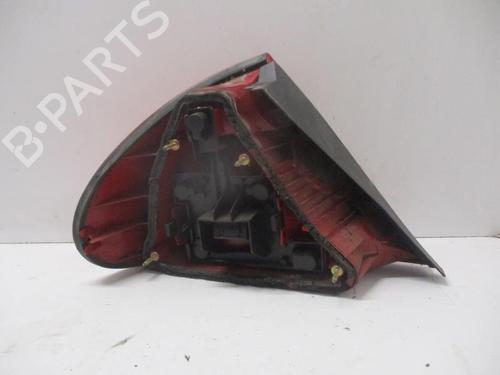 Used Right taillight FORD MONDEO II Saloon (BFP) 2.0 i (131 hp) 27055710
