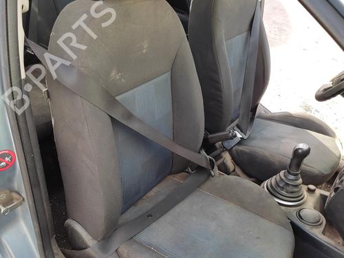 Used Right front seat FORD FIESTA V (JH_, JD_) 1.4 TDCi (68 hp) 27067173