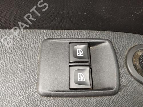 Used Left front window switch RENAULT KANGOO Express (FW0/1_) 1.5 dCi 90 (FW0G, FW05, FW08, FW11) (90 hp) 31216515