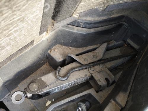 Used Jack Kit Jack Kit TOYOTA VERSO (_R2_) 2.0 D-4D (AUR20_, AUR20R) (126 hp) 33544326 33544326