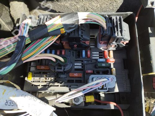 Used Fuse box Fuse box PEUGEOT 308 I (4A_, 4C_) 1.6 HDi (112 hp) 36095685 36095685