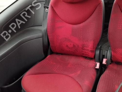 Sæde Bagtil Sæde Bagtil CITROËN C2 (JM_) 1.1 (60 hp) 33724870 33724870
