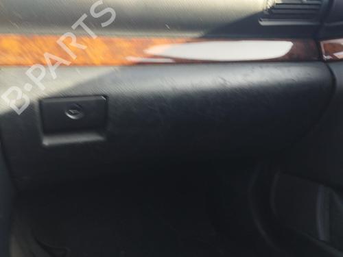 Boîte à gants AUDI A4 B5 (8D2) 1.9 TDI (116 hp) 27045194