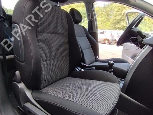 Sæde højre fortil Sæde højre fortil PEUGEOT 207 (WA_, WC_) 1.6 16V VTi (120 hp) 36792158 36792158