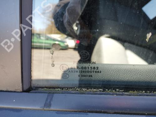 Dør rude ventre bagtil Dør rude ventre bagtil BMW 3 Touring (E91) 318 d (143 hp) 33218654 33218654