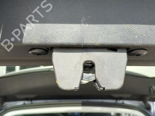 Used Tailgate lock Tailgate lock PEUGEOT 308 II (LB_, LP_, LW_, LH_, L3_) 1.2 THP 130 (131 hp) 33858111 33858111