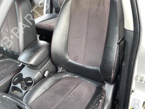 Used Seat buckle KIA CARENS III MPV (UN) 2.0 CRDi 140 (140 hp) 27087042