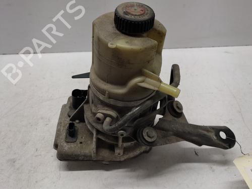 Used Steering pump Steering pump RENAULT TRAFIC III Van (FG_) 1.6 dCi 115 (FGMD) (116 hp) 30913588 30913588